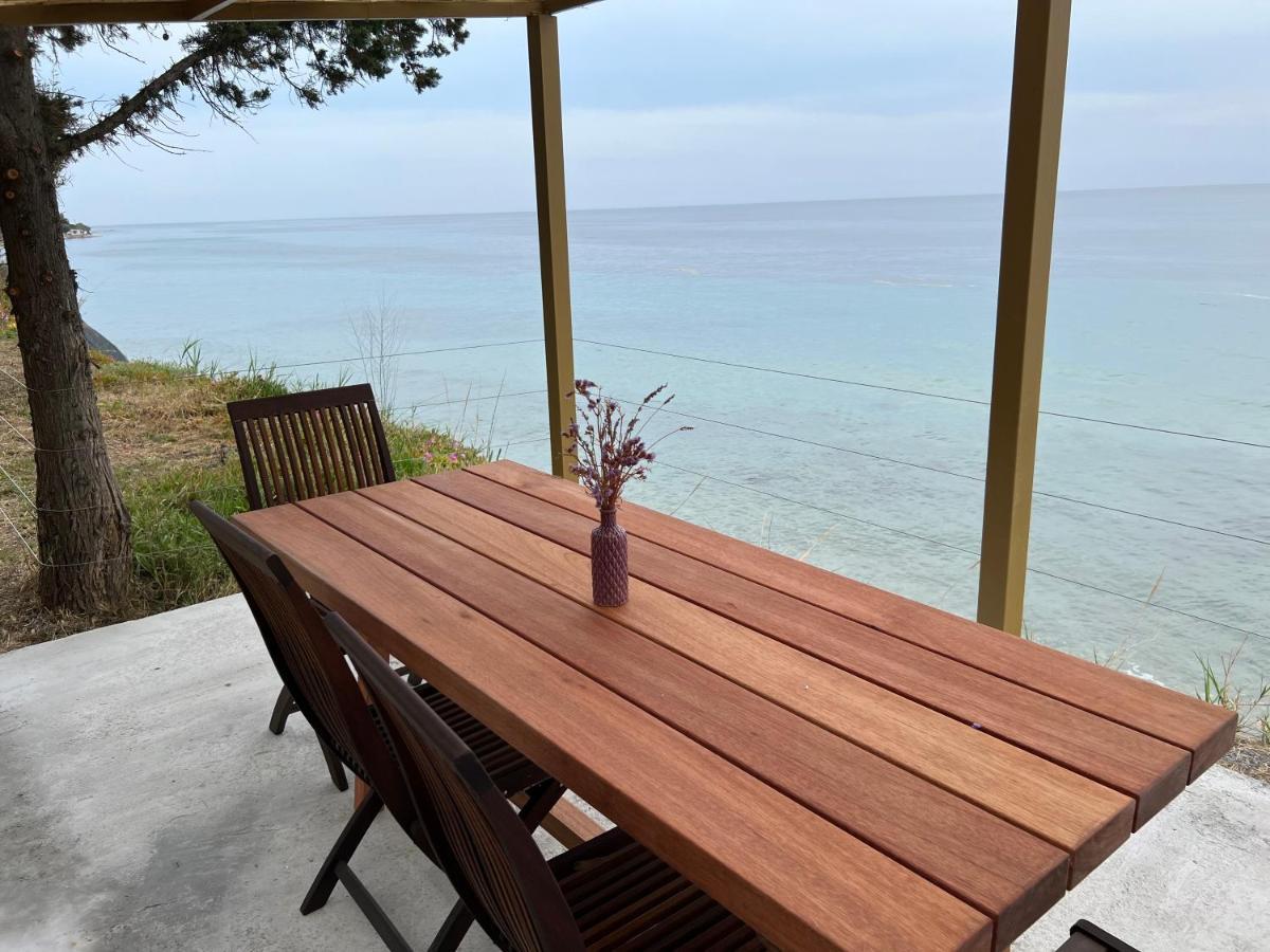 Ihouse Nea Skioni Luaran gambar