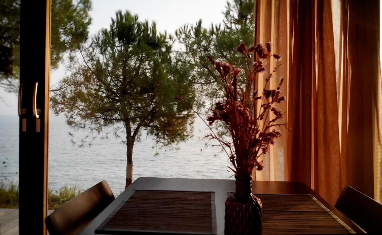Ihouse Nea Skioni Luaran gambar