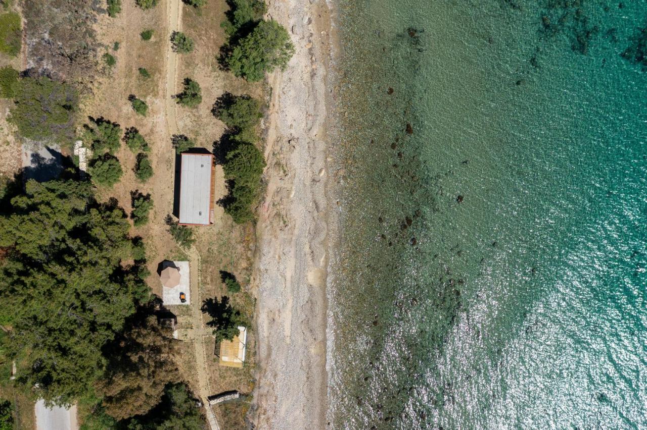 Ihouse Nea Skioni Luaran gambar